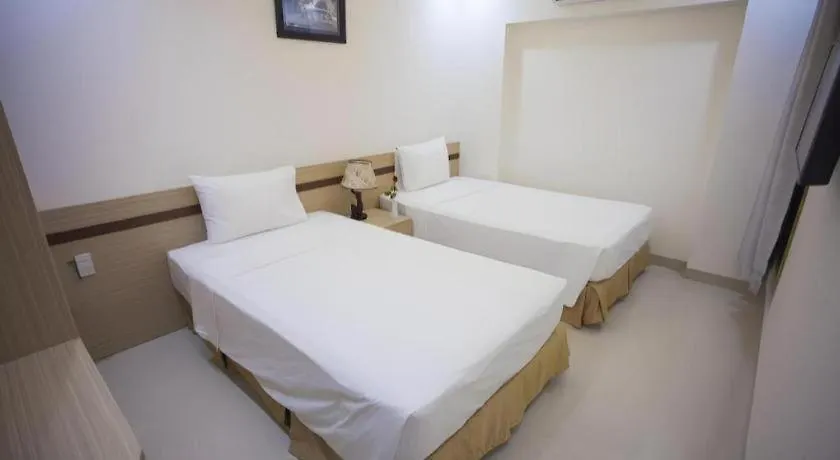 Melody Hotel Nha Trang 2*,